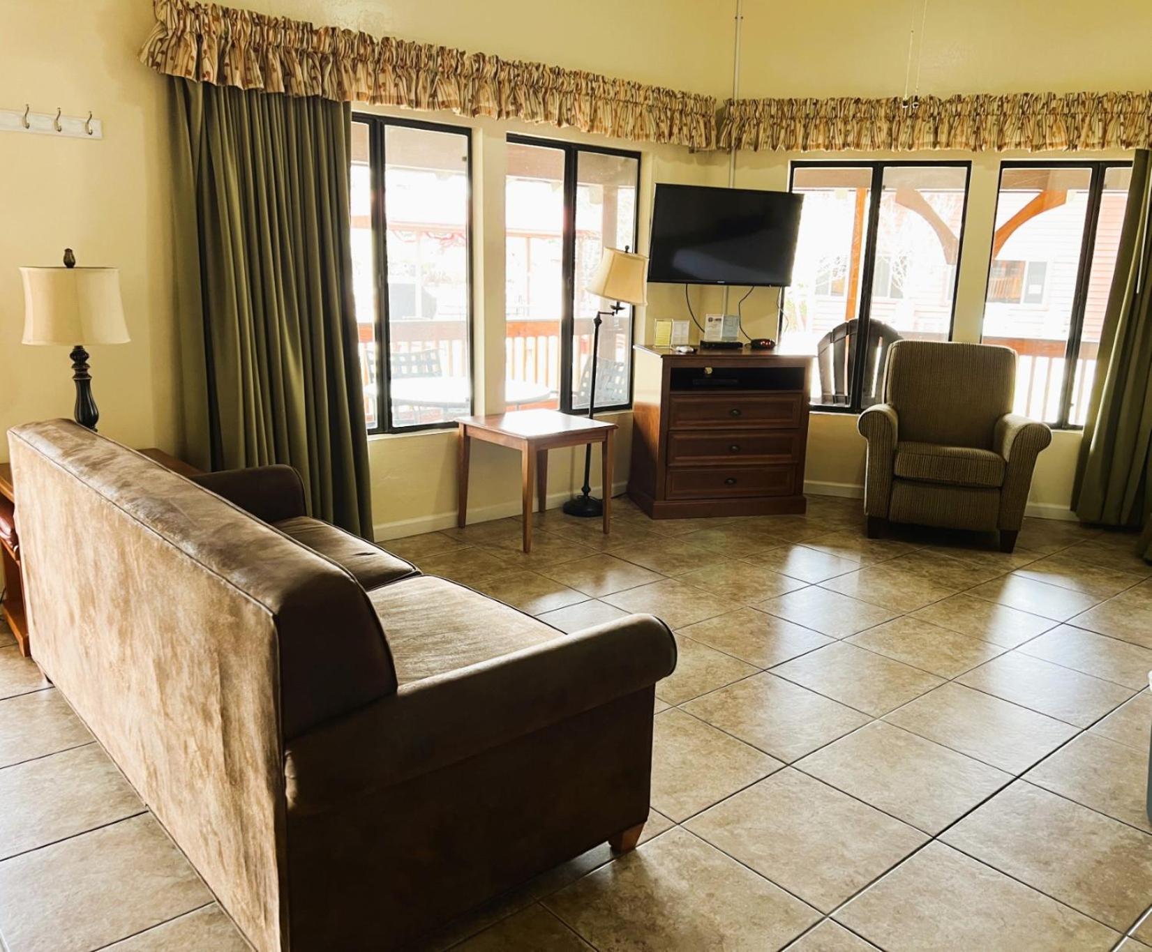 Roundhouse Resort Pinetop-Lakeside Phòng bức ảnh